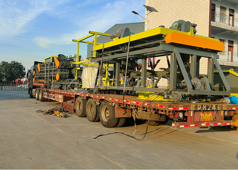 ���ݼS���������a���ЙC���Ј�ǰ����ô�ӣ�