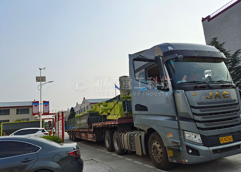 ���ݼS���������a(ch��n)���ЙC(j��)���Ј�(ch��ng)ǰ����ô����